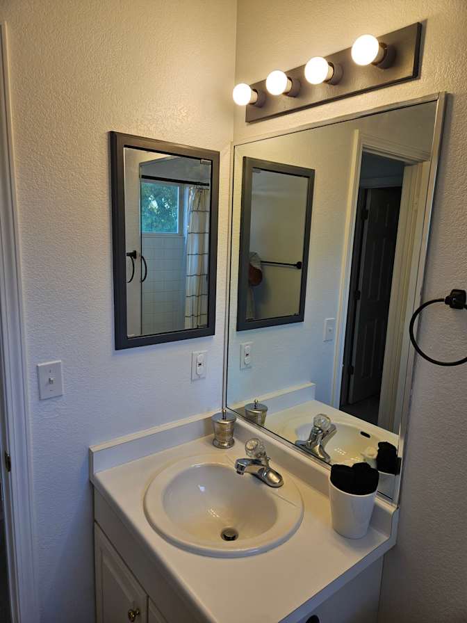 Brent Hackett's room