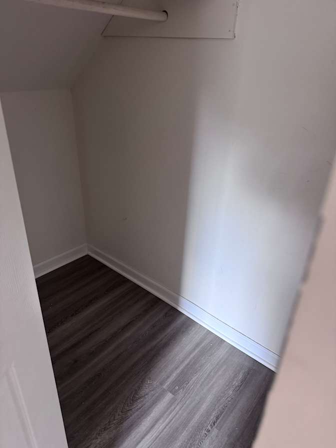 Jose's room