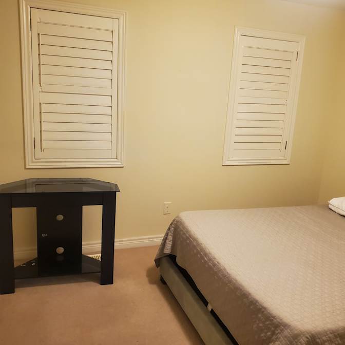 Bweendo's room