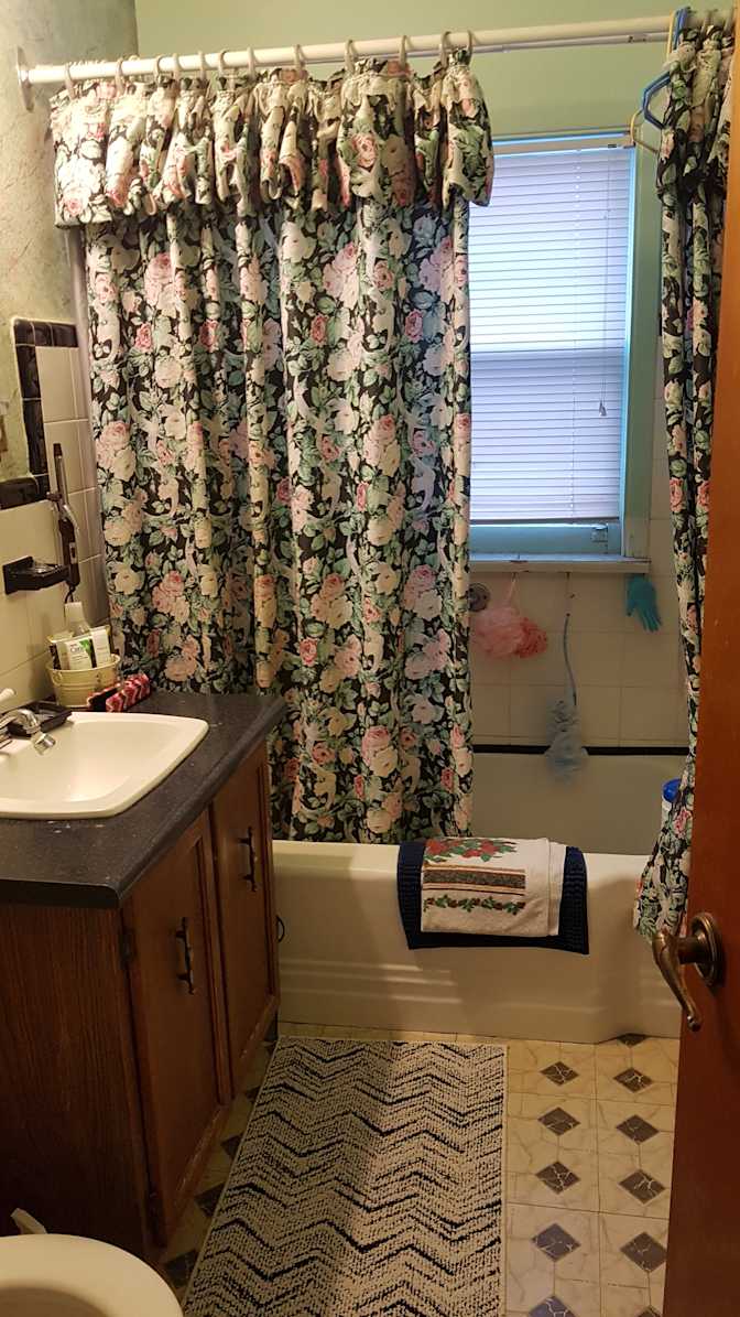 Glenda Wrixon's room