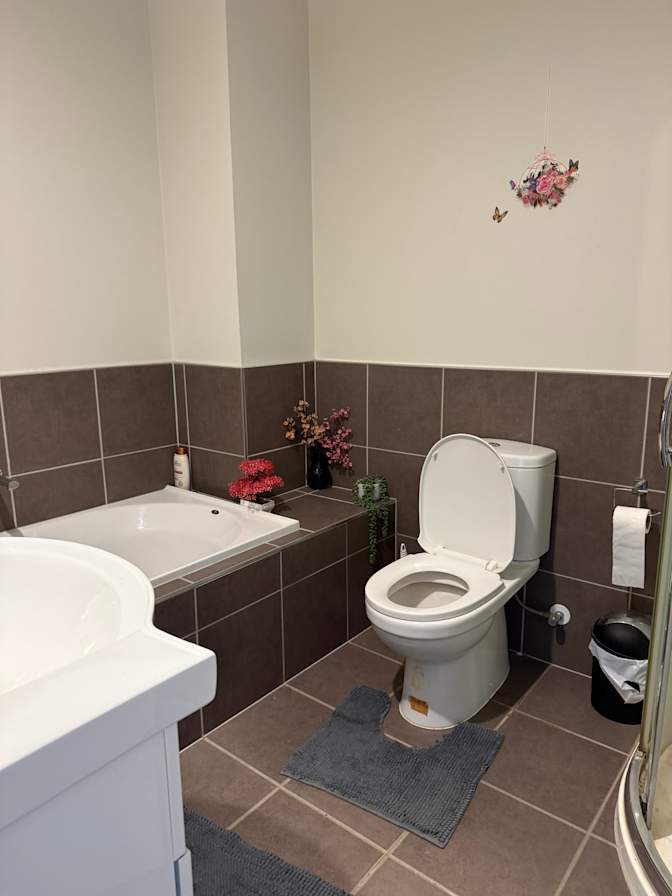 Aisha's room