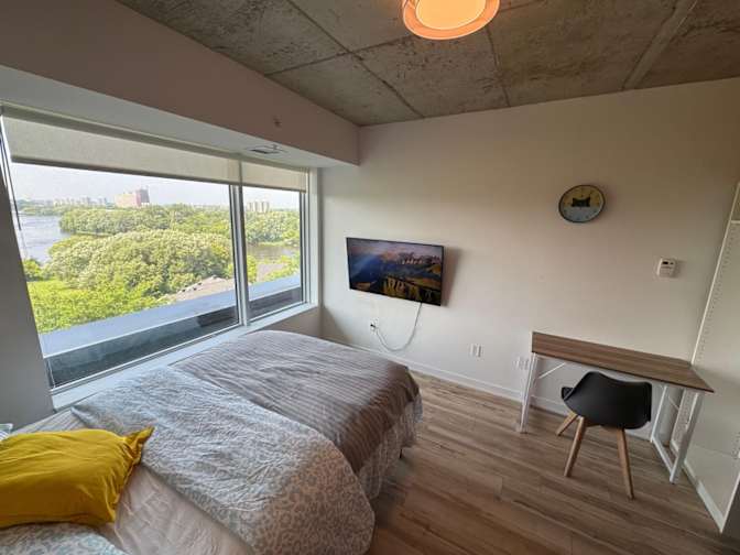 Meryem ikbal Yaman's room