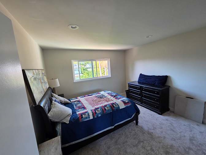 Traci's room