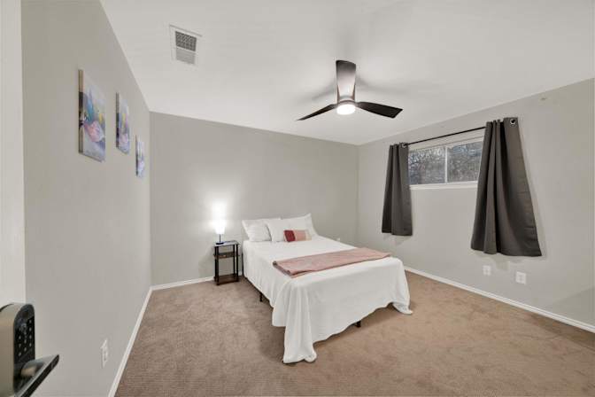 PadSplit's room