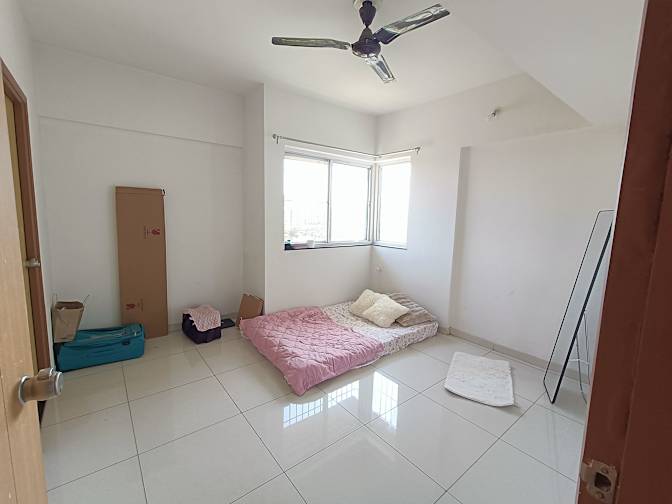 Kirti's room