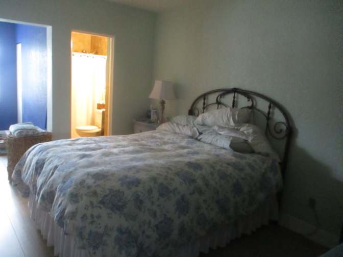 Deborah C LeClercq's room