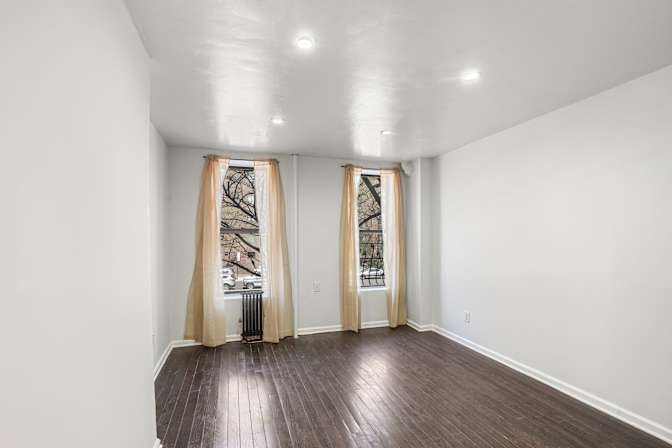 Sam June's room