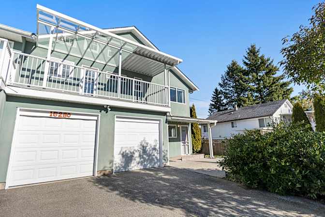 Jennifer Dsouza's room