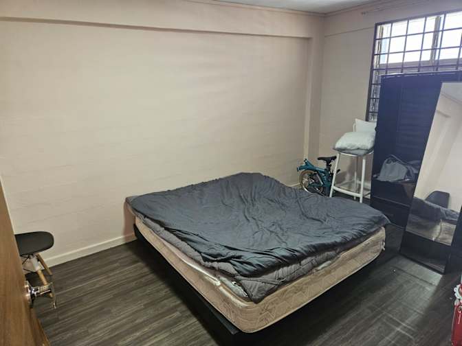 Nofi's room