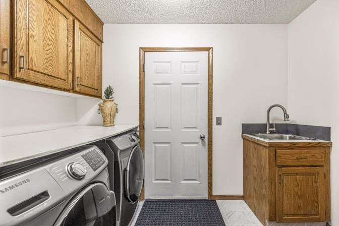 Canmore Room Rental's room