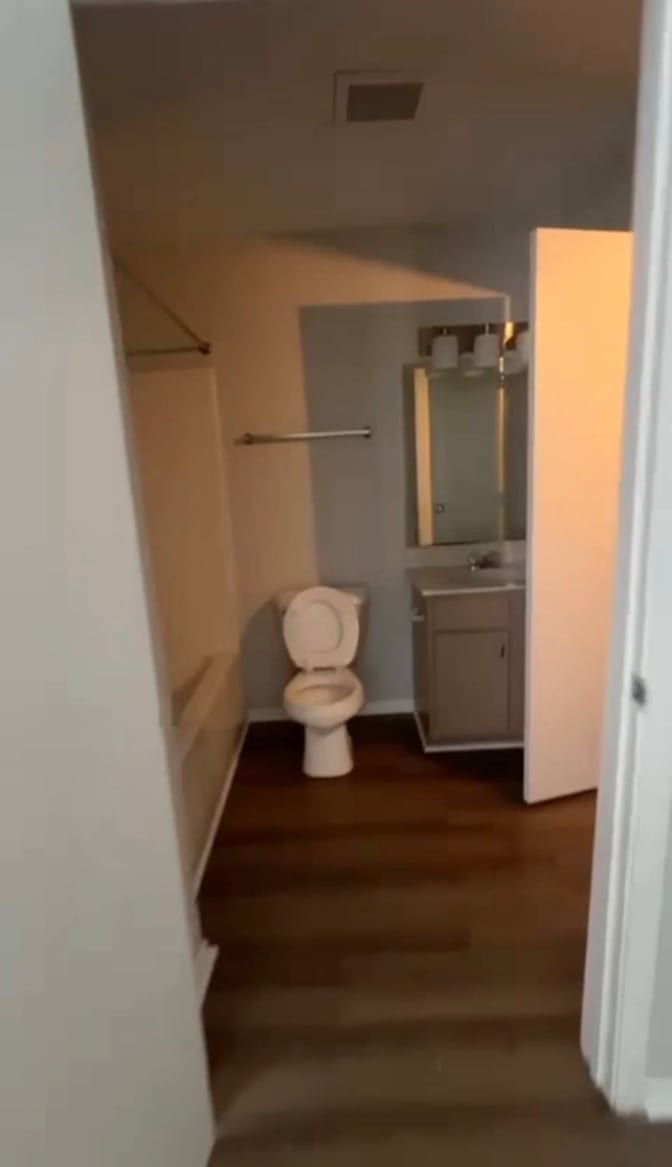 Jenny's room