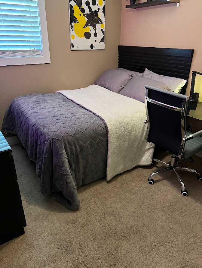 Julian Guerrero's room