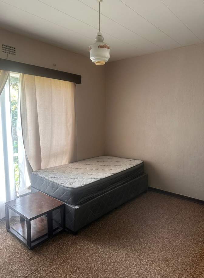 Antoinette's room