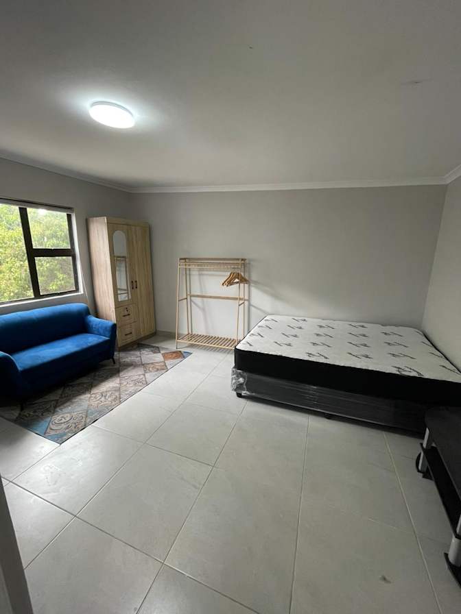 Donovan's room
