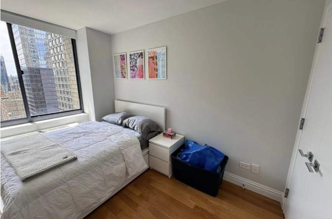 Ahmet's room