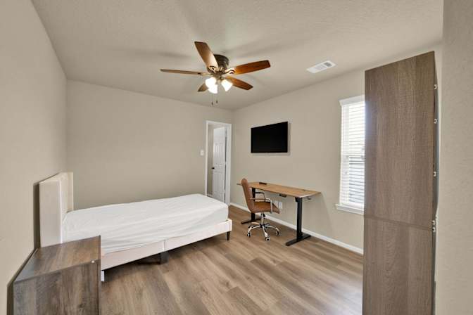 PadSplit's room