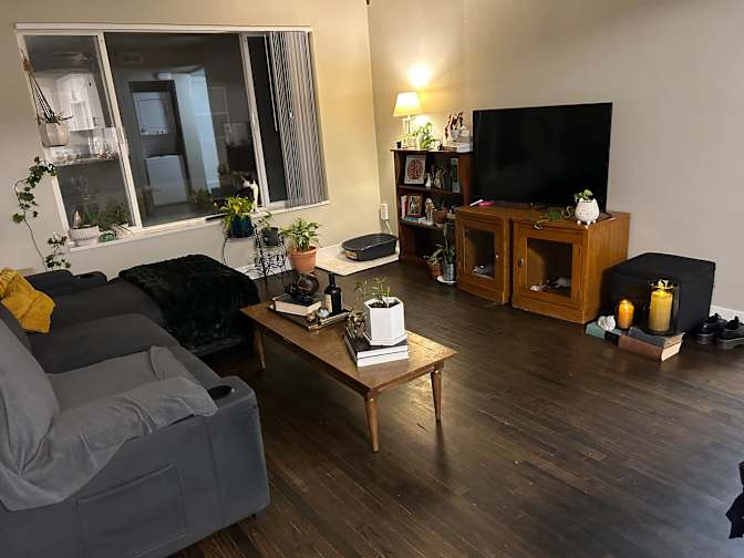 Gus's room
