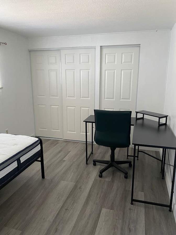 Jia rong wu's room