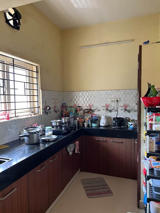 Mirunalini's room