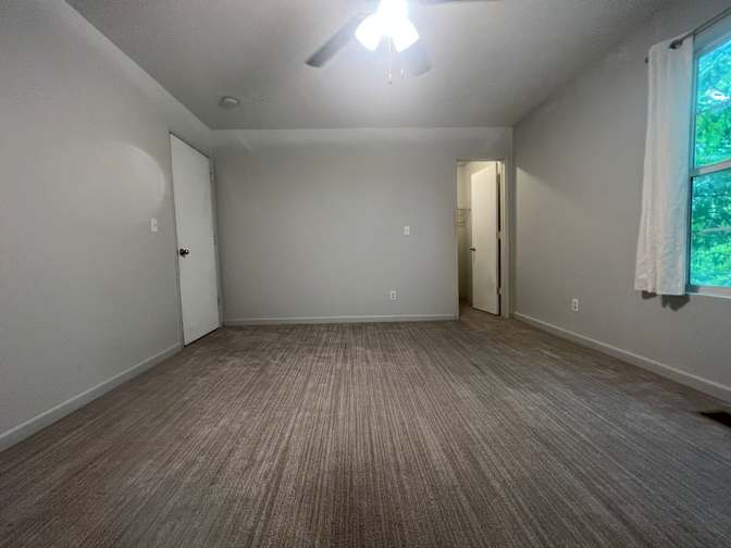 KathleenSam's room