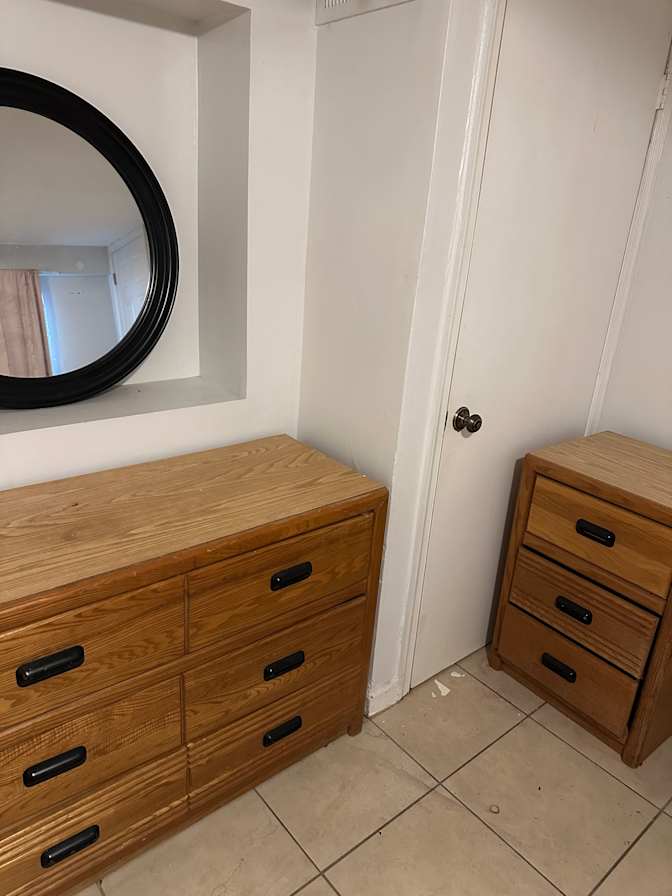 Sam's room