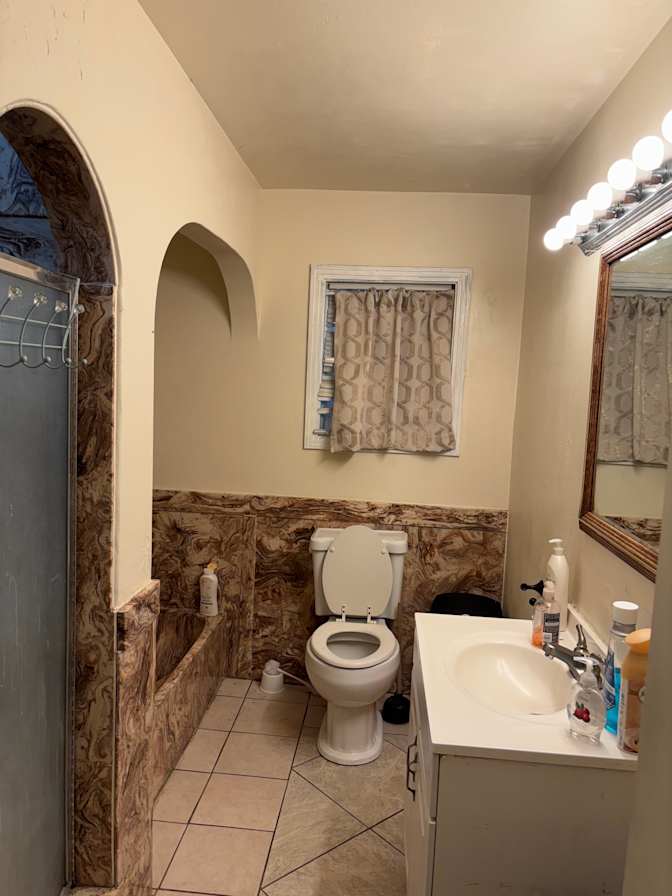 Oscar's room