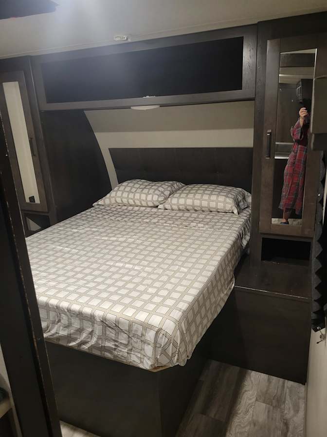 Lyne lheureux's room