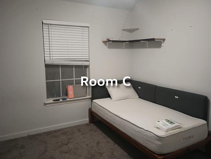 Kenya S's room