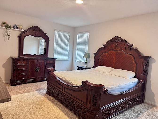 Resty's room