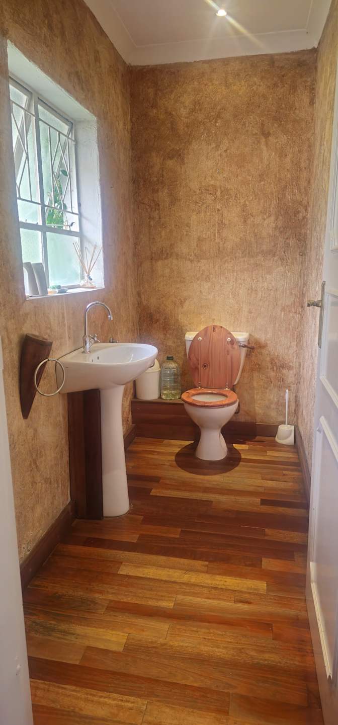 Landsdowne Bryanston's room