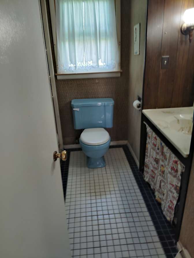 Christine Barnes's room