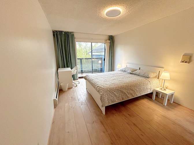 Shirin's room