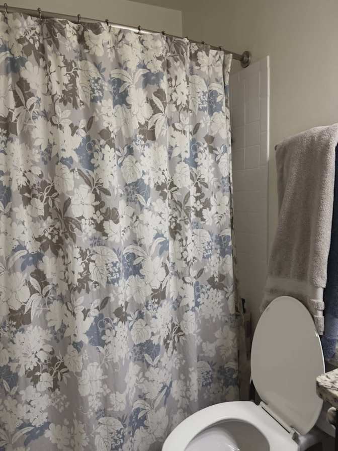 M Manuel's room