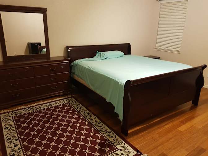 Karl's room