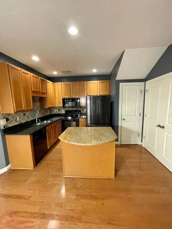 Alcove Rooms's room