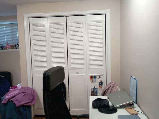 Debora's room