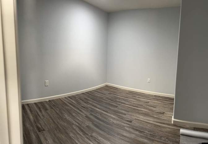 Ken's room