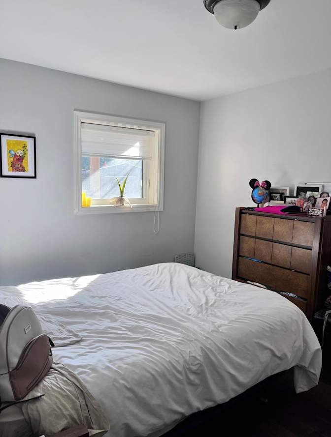 Alyssa Tiffani's room