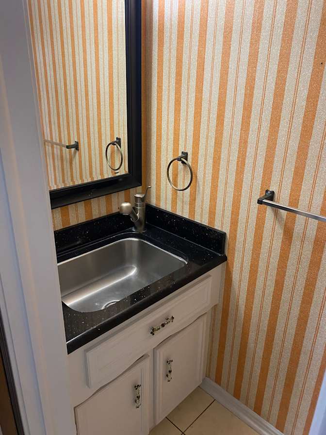Bob Harris's room