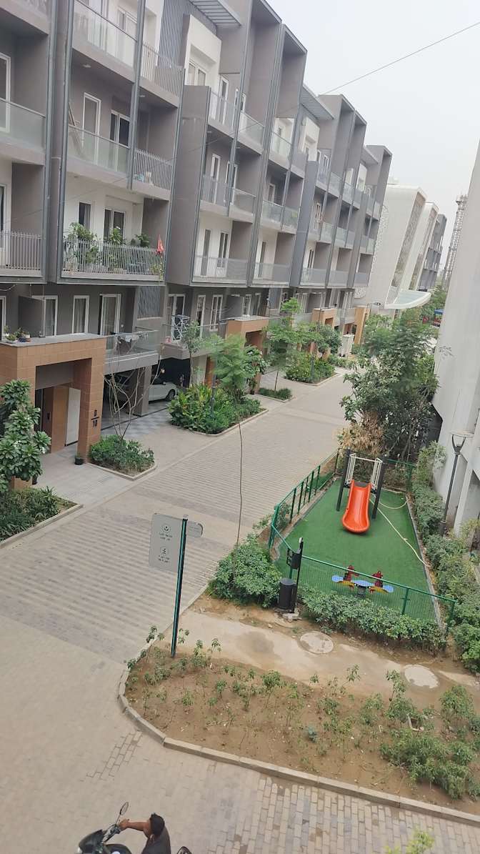 Omkrish's room