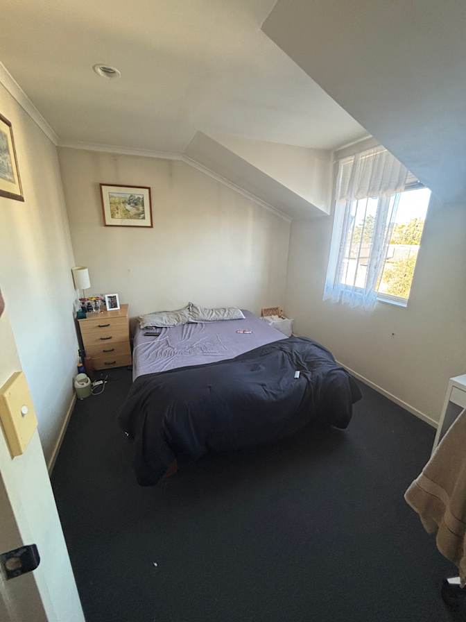 Devansh's room