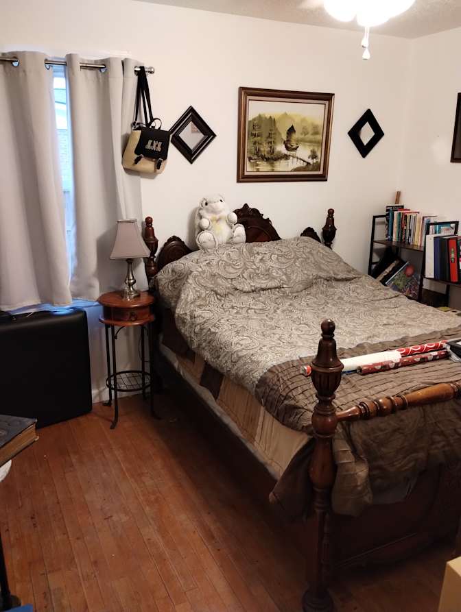 Chris Johnson's room