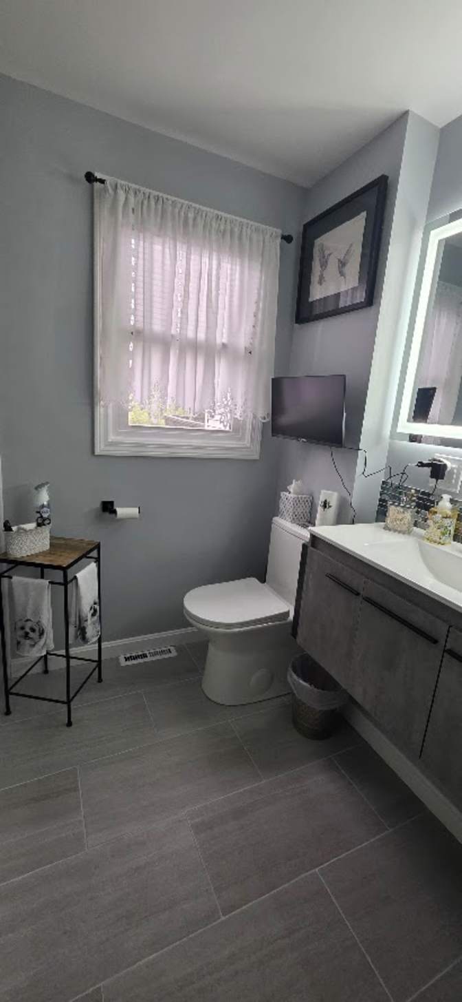 Jennifer's room