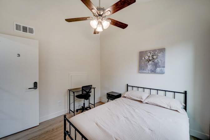 PadSplit's room
