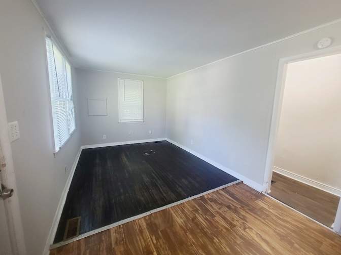 Alcove Rooms's room