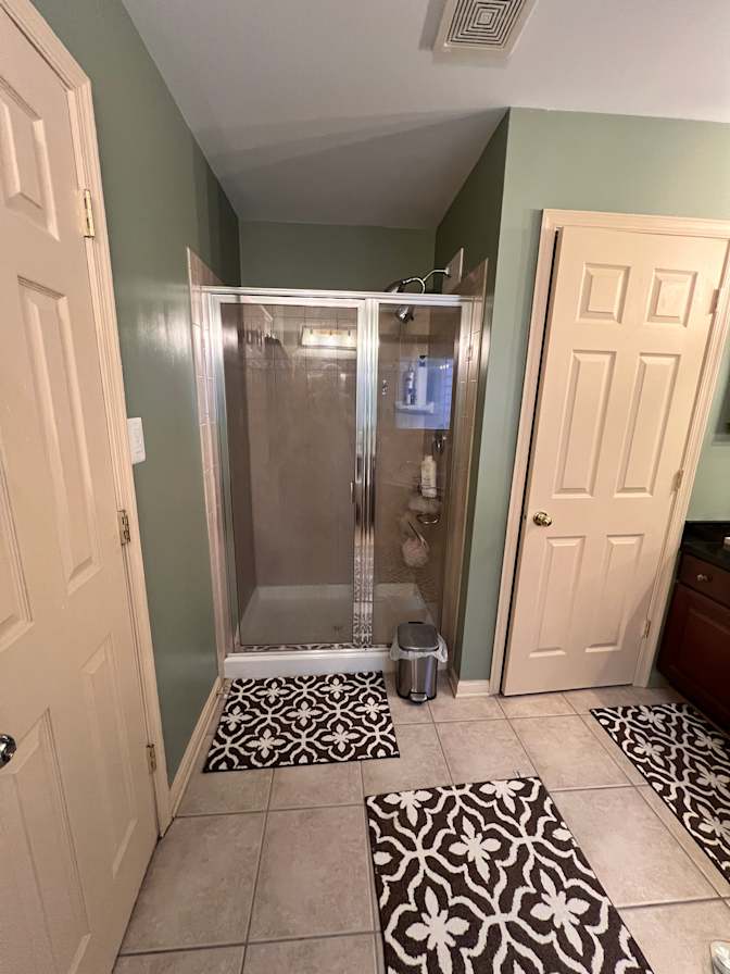 Shah's room
