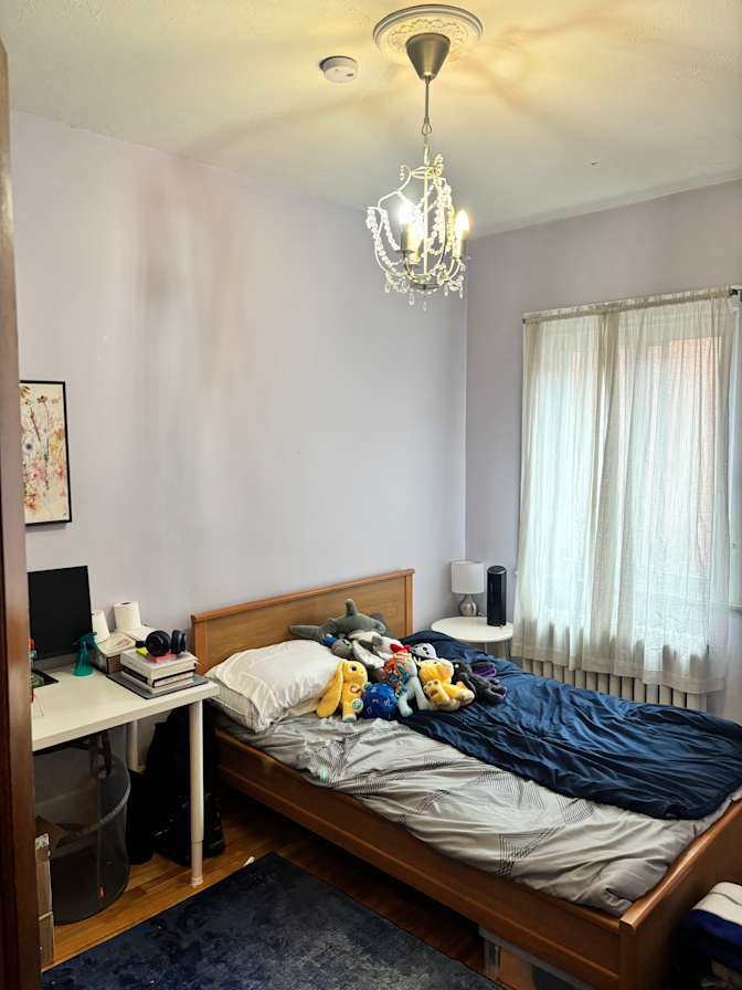 Andrea's room