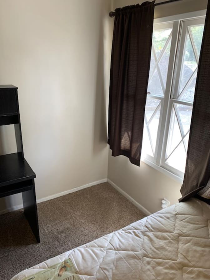 Juan's room