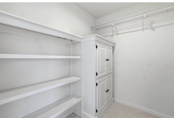 Savannah Hensley's room
