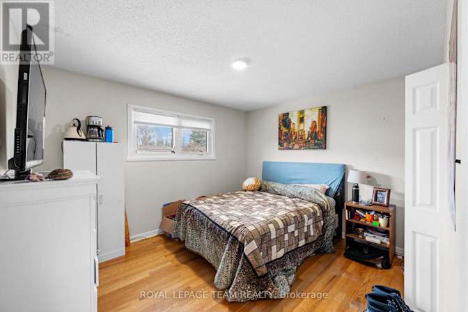 Kenny Dale's room